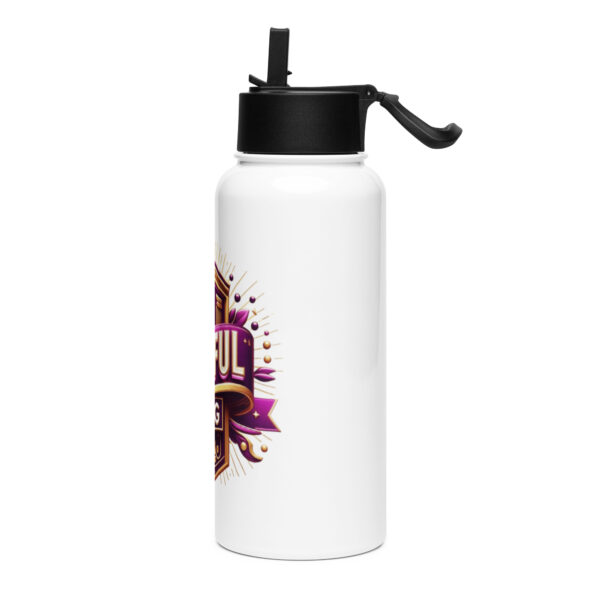 Stainless steel water bottle with a straw lid - Image 3